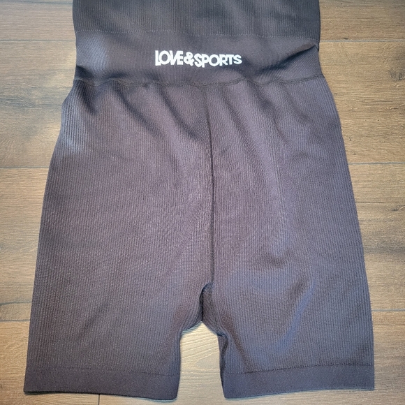 Love & Sports Seamless Ribbed Romper Womens Size‎ XL Shorts One-Piece Black Tank - Picture 7 of 11